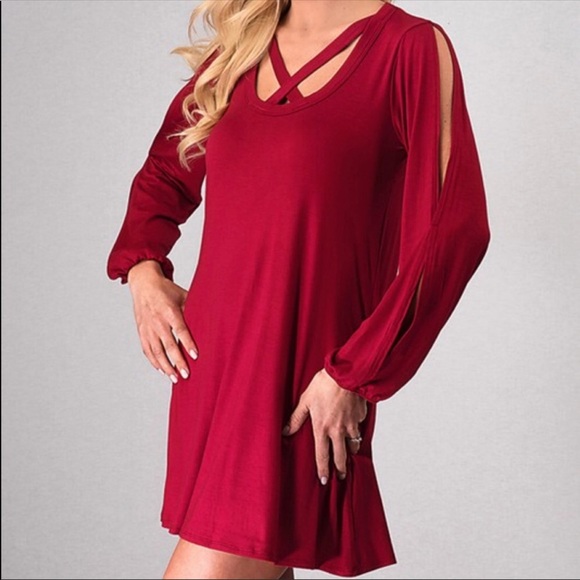 Red Mini Dress With Sleeve Slits - Picture 2 of 4